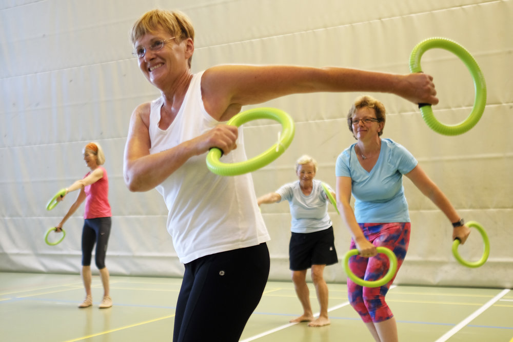 Funktionelle Gymnastik für den Rumpf und die oberen Extremitäten