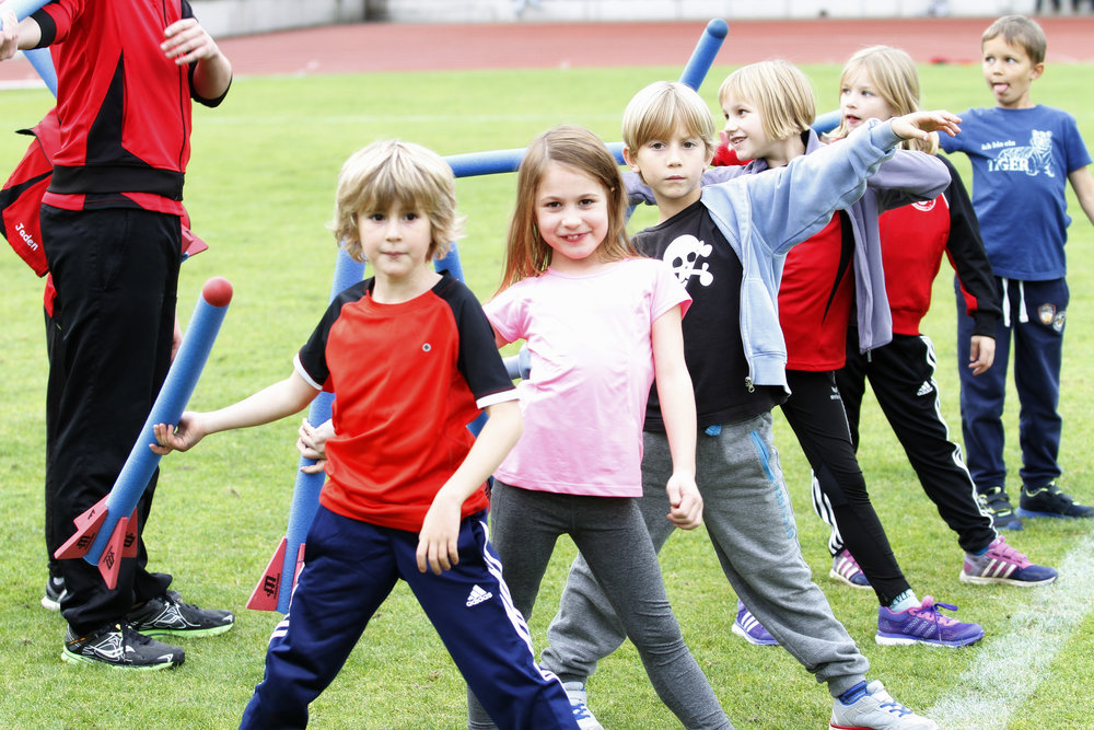 Laufen-Springen-Werfen - (Leicht-)Athletik für alle Sportarten